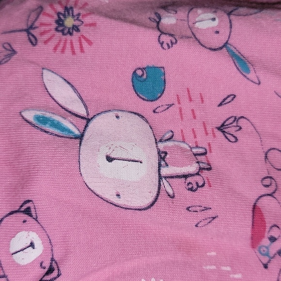 Carhartt pink bodysuit size 12 months snaps on bottom - Picture 5 of 6
